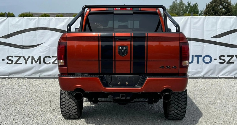 Dodge RAM cena 108900 przebieg: 298000, rok produkcji 2013 z Grójec małe 352